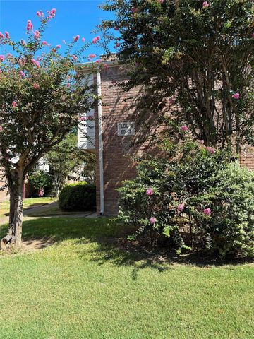 3901 Woodchase Drive 62, Houston, TX 77042