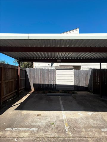 3901 Woodchase Drive 62, Houston, TX 77042