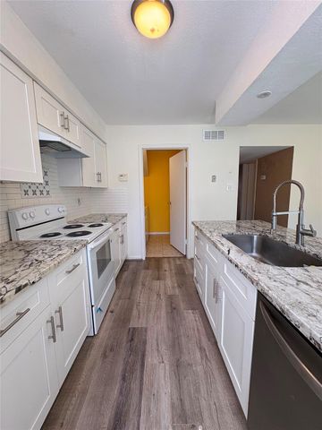 3901 Woodchase Drive 62, Houston, TX 77042