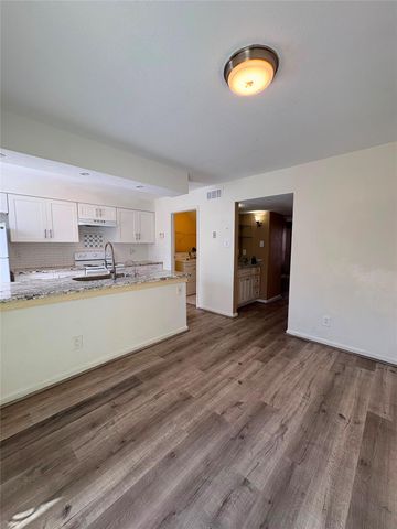 3901 Woodchase Drive 62, Houston, TX 77042