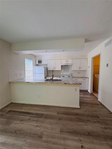 3901 Woodchase Drive 62, Houston, TX 77042