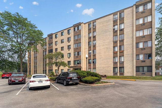 9745 S Karlov Avenue 205, Oak Lawn, IL 60453