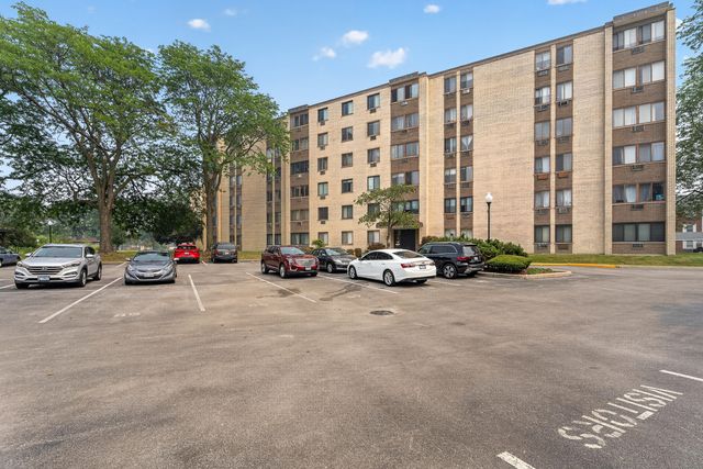 9745 S Karlov Avenue 205, Oak Lawn, IL 60453