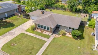 805 SE 11th Street, Pryor, OK 74361