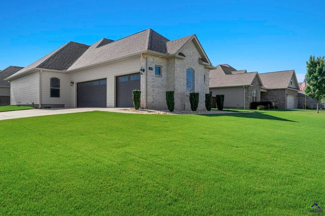 100 Georgia Dean Street, Warner Robins, GA 31088