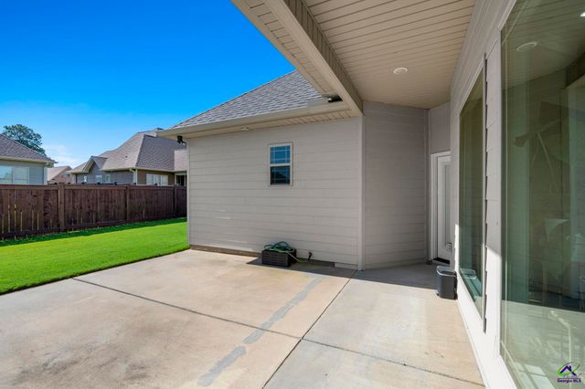 100 Georgia Dean Street, Warner Robins, GA 31088