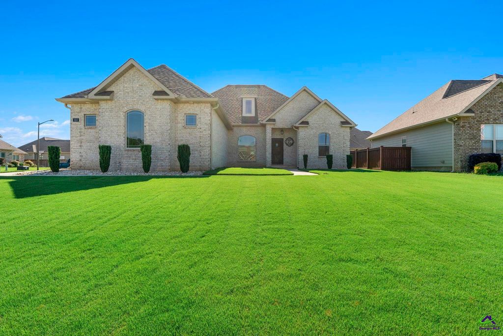 100 Georgia Dean Street, Warner Robins, GA 31088