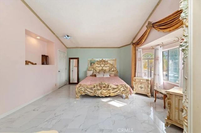 6184 Mandy, San Bernardino, CA 92407