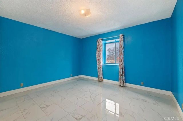 6184 Mandy, San Bernardino, CA 92407