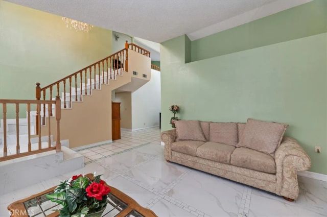 6184 Mandy, San Bernardino, CA 92407