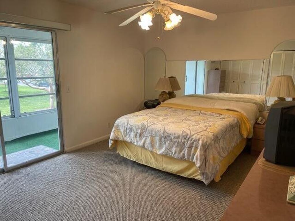 Image 11 of property listing at 152 Suffolk D, Boca Raton, FL 33434