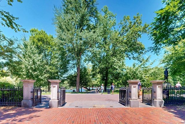 300 Boylston St 601, Boston, MA 02116