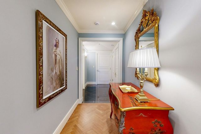 300 Boylston St 601, Boston, MA 02116