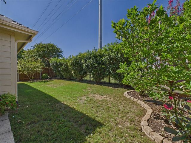 15737 Landing Creek Lane, Fort Worth, TX 76262