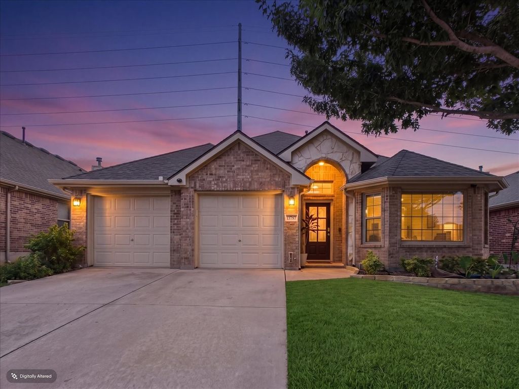 15737 Landing Creek Lane, Fort Worth, TX 76262 — photo 3