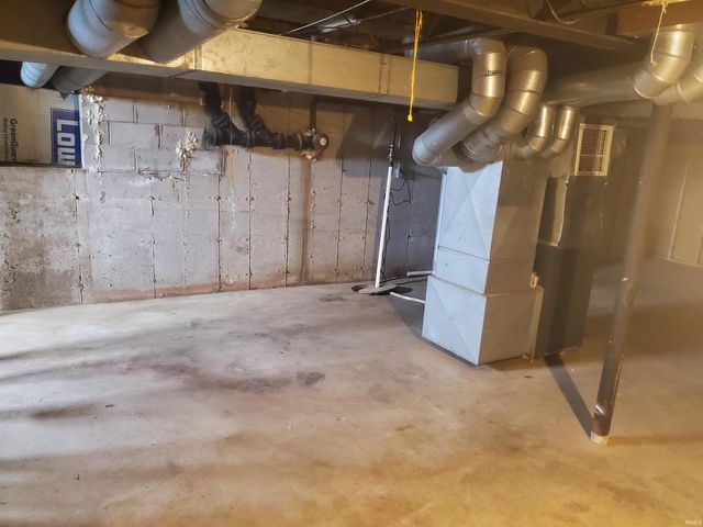 406 W Rogers Street, Osceola, IN 46561