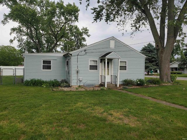 406 W Rogers Street, Osceola, IN 46561