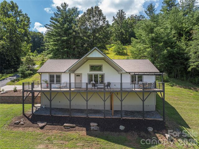 68 Clear View Drive, Mars Hill, NC 28754