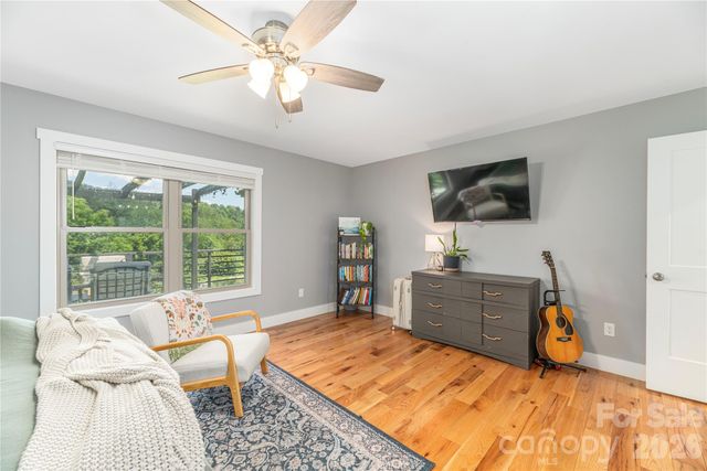 68 Clear View Drive, Mars Hill, NC 28754