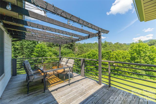 68 Clear View Drive, Mars Hill, NC 28754