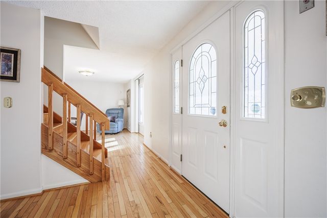 126 Old Well Road, Greece, NY 14626