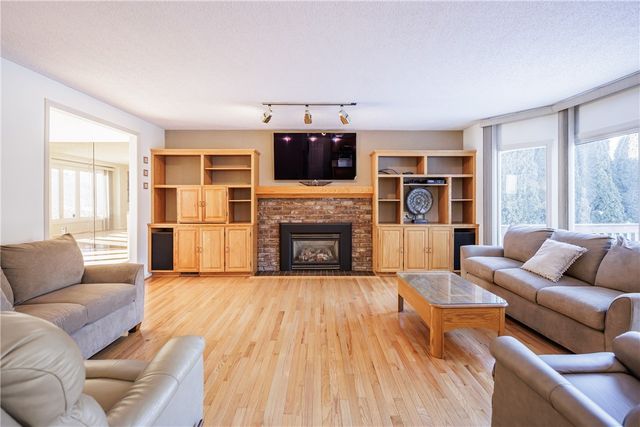 126 Old Well Road, Greece, NY 14626