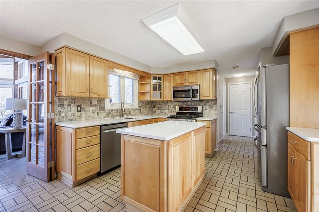 126 Old Well Road, Greece, NY 14626