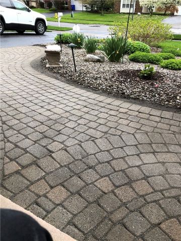 126 Old Well Road, Greece, NY 14626