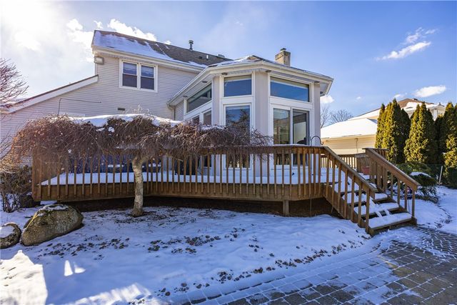 126 Old Well Road, Greece, NY 14626