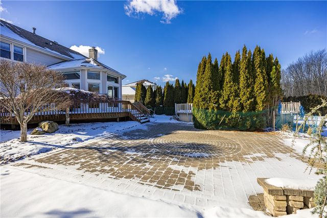 126 Old Well Road, Greece, NY 14626