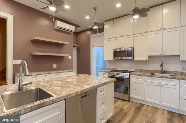 321 E MAIN ST, Annville, PA 17003