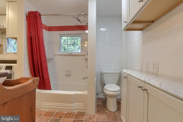 321 E MAIN ST, Annville, PA 17003