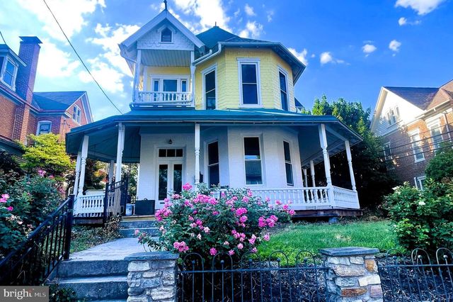 321 E MAIN ST, Annville, PA 17003