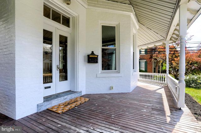 321 E MAIN ST, Annville, PA 17003