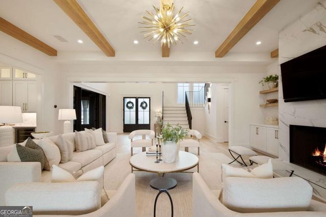 180 Heatherton Lane, Milton, GA 30009