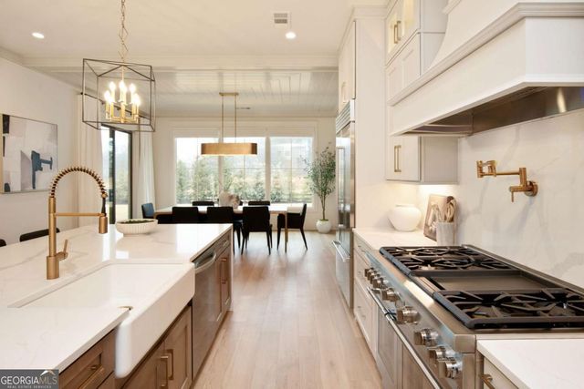 180 Heatherton Lane, Milton, GA 30009