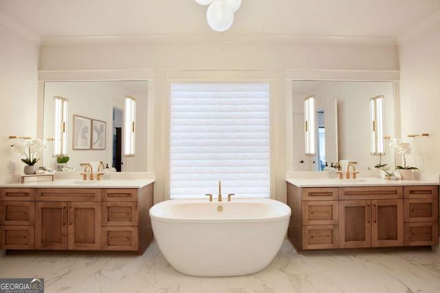 180 Heatherton Lane, Milton, GA 30009