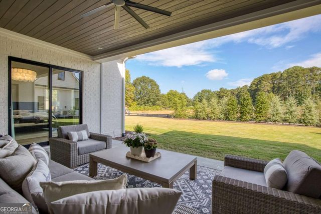 180 Heatherton Lane, Milton, GA 30009