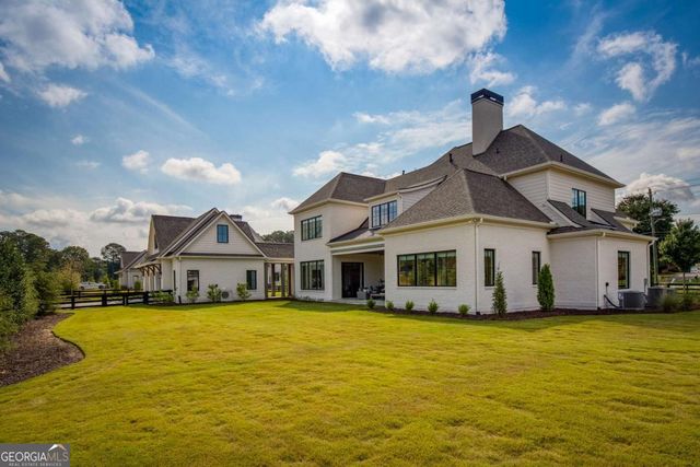 180 Heatherton Lane, Milton, GA 30009