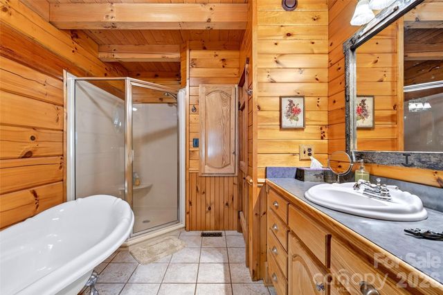 664 Paxton Creek Road, Marion, NC 28752