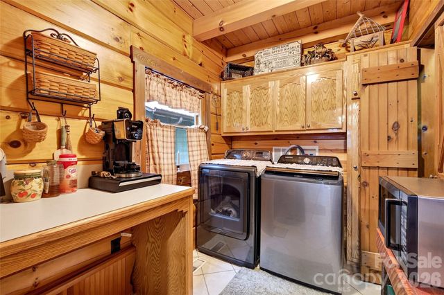 664 Paxton Creek Road, Marion, NC 28752