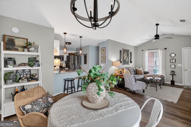 513 Stanford Place, Woodstock, GA 30188