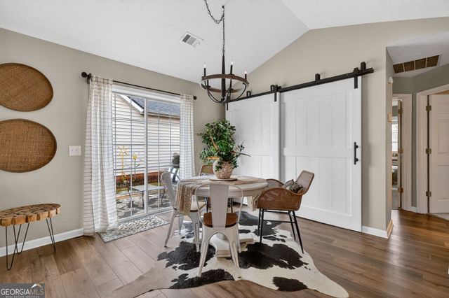 513 Stanford Place, Woodstock, GA 30188