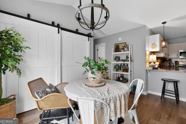 513 Stanford Place, Woodstock, GA 30188