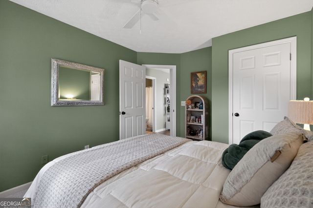 513 Stanford Place, Woodstock, GA 30188