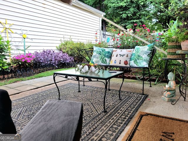 513 Stanford Place, Woodstock, GA 30188