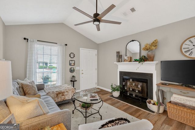 513 Stanford Place, Woodstock, GA 30188