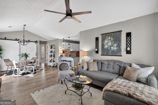 513 Stanford Place, Woodstock, GA 30188