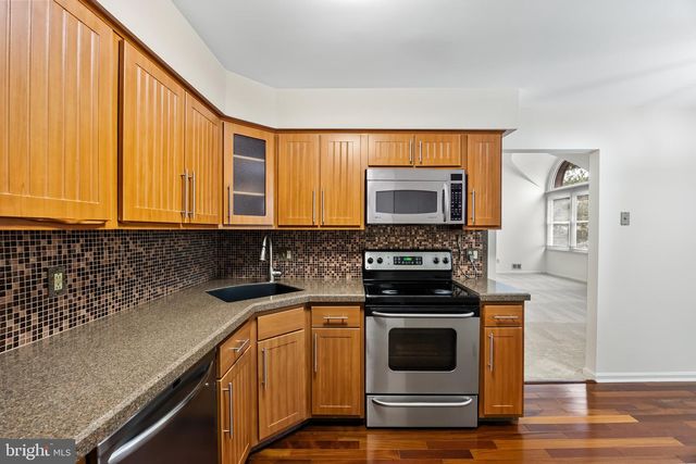 1126 CHANTICLEER, Cherry Hill, NJ 08003