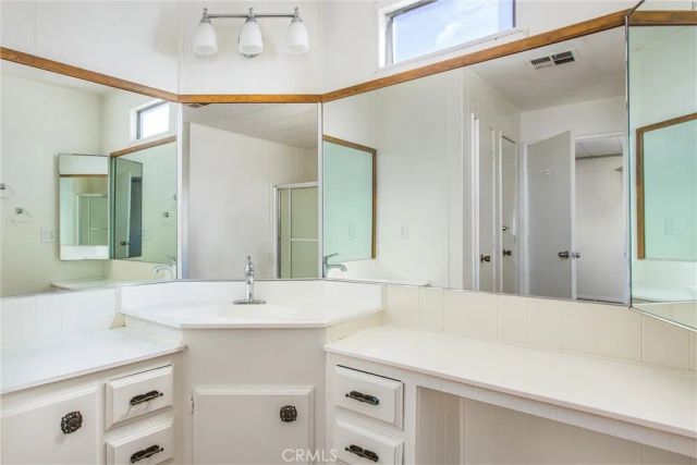 1251 Lugonia 24, Redlands, CA 92374